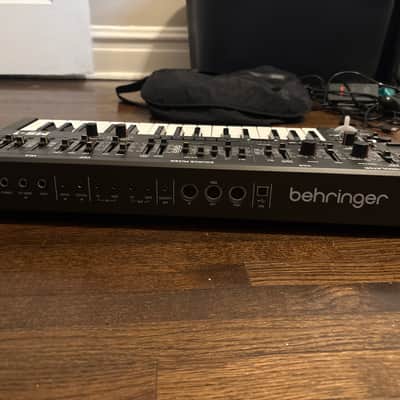 Behringer MS-1 / MS-101 Analog Synthesizer 2019 - Present - Black image 2