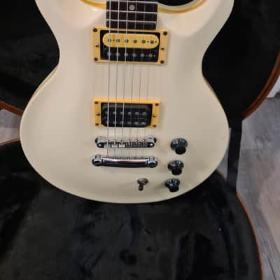 Hamer Slammer archtop 1993 first series Ivory off white image 3