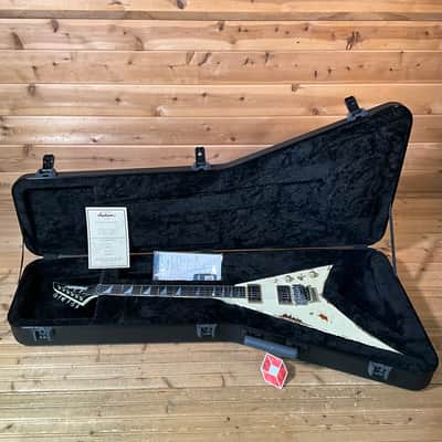 Jackson Custom Shop Special Edition Rhoads Electric Guitar - Vanilla Shake over 2 Tone Burst image 7