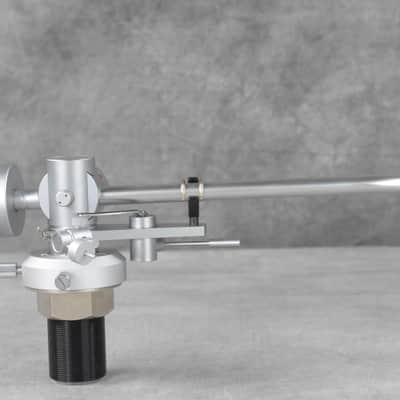 Fidelity-Research FR-64fx Tone Arm Silver In Excellent Condition image 2