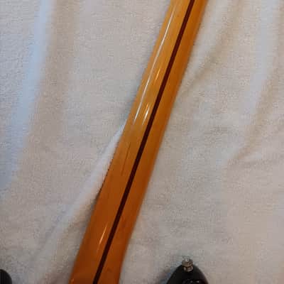 Squier Bullet Bass 1983- sunburst image 9