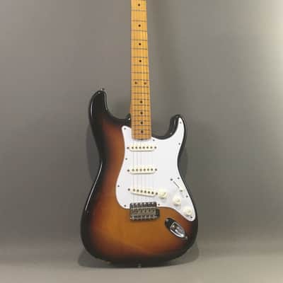 Vintage Fender Stratocaster 1993 Sunburst Solid Body Custom Strat Relic ST57/62 Mod Guitar HSC 7 Lb image 1