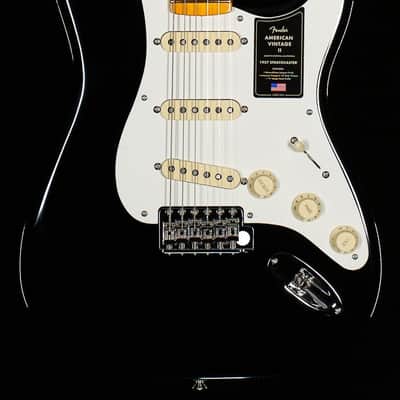 Fender American Vintage II 1957 Stratocaster Maple Fingerboard Black (570) image 3