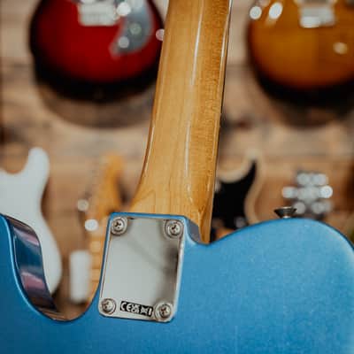 Fender Limited Edition Vintera II Road Worn '60s Telecaster, Rosewood Fingerboard, Lake Placid Blue, w/Deluxe Gigbag image 6