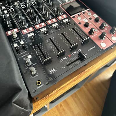 Denon DN-X1700 Mixer / DVS,  Midi / Multi-Effects / Discrete Phono Preamps & DeckSaver image 1
