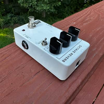 JHS 3 Series Octave Reverb 2022 - Present - White image 3