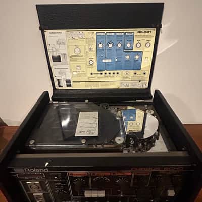 Roland Chorus Echo RE-501 1980s classic delay, reverb and chorus image 3