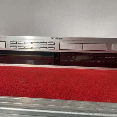 Studer A 764 FM TUNER image 15