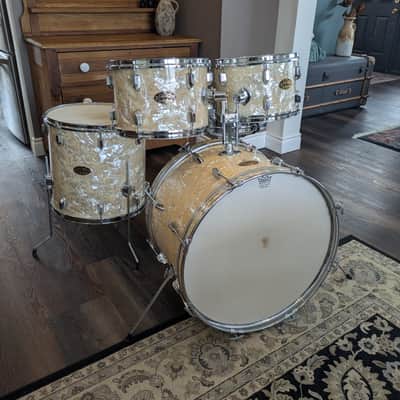 Coronet Deluxe Five Piece Drumkit 1960s image 3
