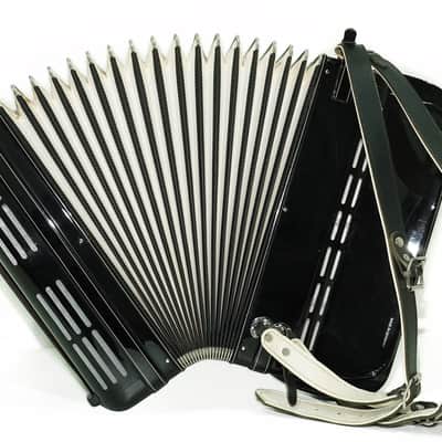 Converter Hohner Morino Artiste XII Cassotto Button Accordion, made in Germany, C Griff Knopfakkordeon, Straps and Case, 2723 image 11
