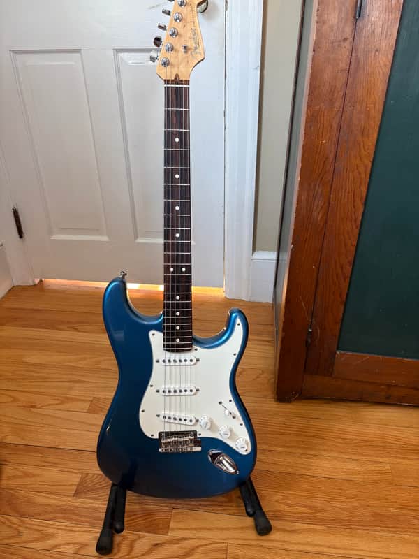Fender American Professional Stratocaster with Rosewood Fretboard 2020 - Lake Placid Blue