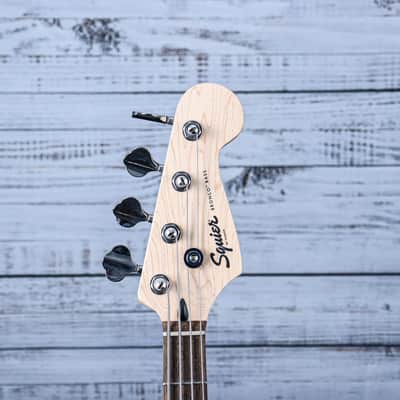 Squier Sonic Bronco Bass Guitar | Black w/White Pickguard image 5