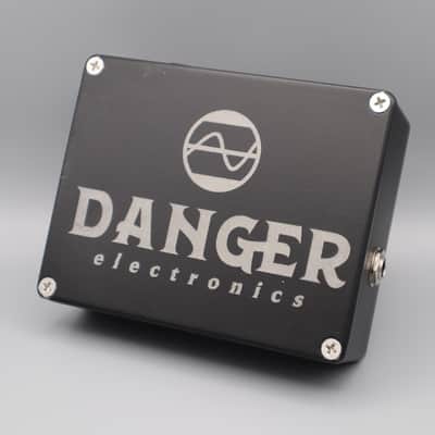 Danger Electronics Singularity 2025 Bild 3
