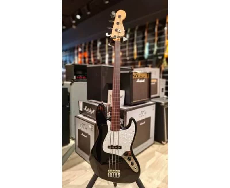 FENDER - JAZZ BASS STANDARD US FRETLESS (2003) + ETUI image 1