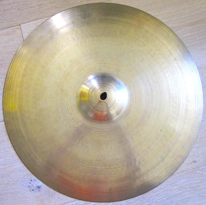 16" Zildjian Avedis Thin Crash Cymbal - Vintage image 1