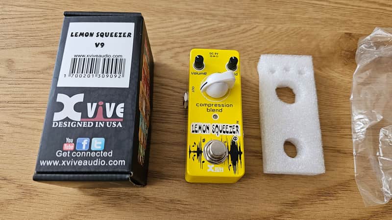 Xvive V9 Lemon Squeezer 2015 - Yellow imagen 1