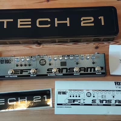 Tech 21 Fly Rig 5 V2 Multi Effects Pedal Board image 1
