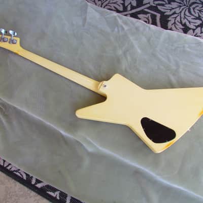 1986 Gibson Explorer Shadow Bass image 3