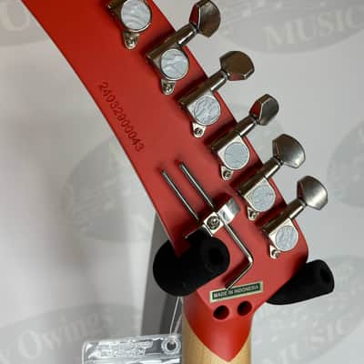 Kramer The 84 2024 - Eruption Red Satin image 4