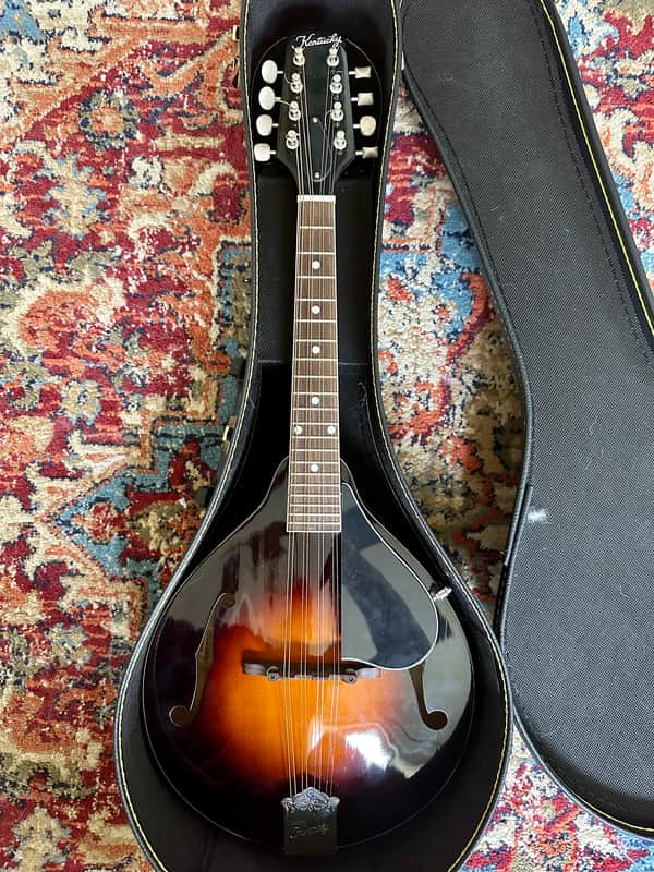 Kentucky KM-150 A-Style Mandolin Sunburst image 1