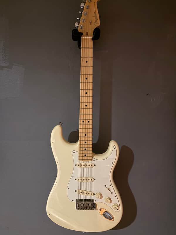 Fender Stratocaster 2018 - Olympic White image 1