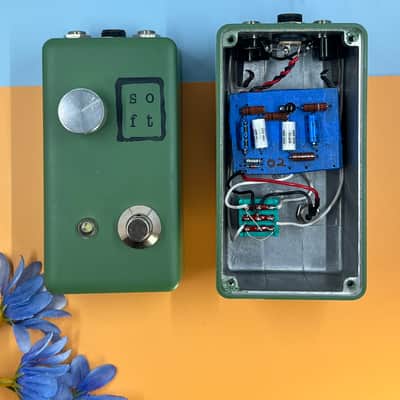Soft Sound Circuits Soft Boost 2022 - Tanker Green image 3