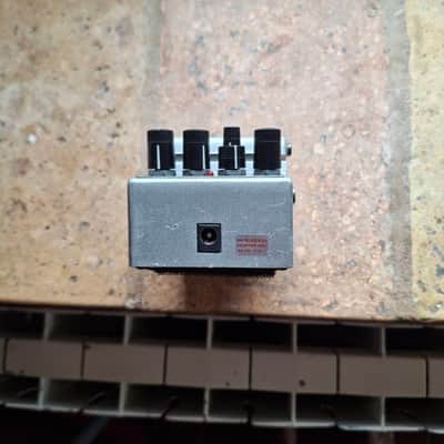 Boss FZ-2 Hyper Fuzz (Silver Label) 1993 - 1997 - Silver image 5