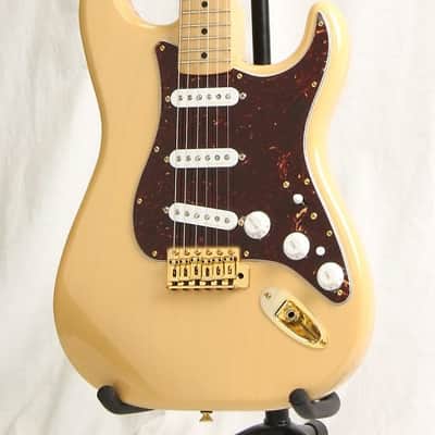 Fender Mexico Deluxe Player Stratocaster Honey Blonde image 2