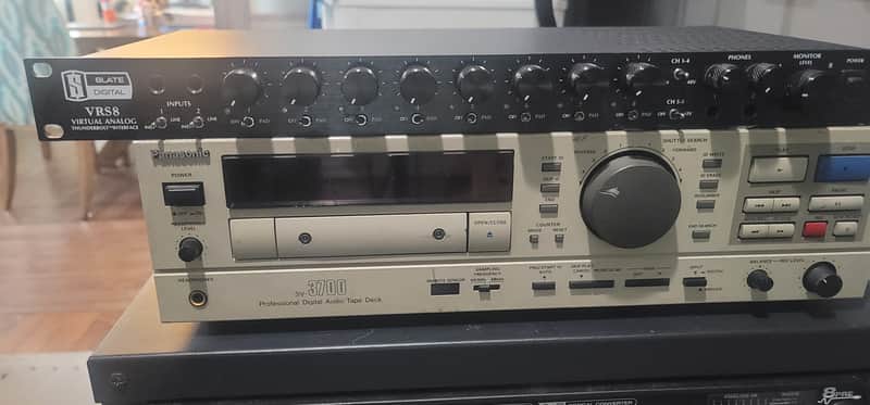 Slate Digital VRS 8 thunderbolt audio interface image 1