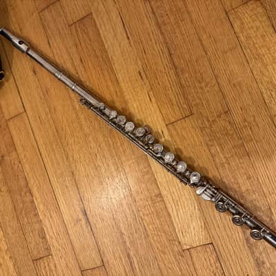 Yamaha YFL-222 Standard Flute w/ extra b foot joint image 1