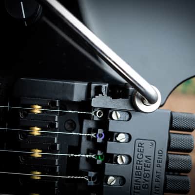 Steinberger USA GM-7TA Trans Trem + Original Case + Original Gig Bag image 7