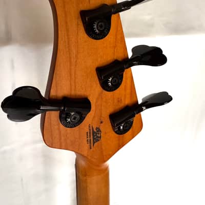 Ernie Ball Music Man Ernie Ball Music Man Short Scale StingRay 2025 - Showtime image 10