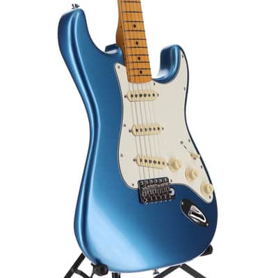 Fender Certified Pre-Owned American Vintage II 1973 Stratocaster, Maple Fingerboard, Lake Placid Blue (L12) (16534) image 4
