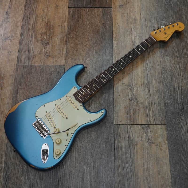 Fender  Road Worn Stratocaster 2022 MIM