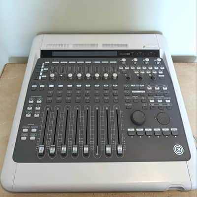 Digidesign Digi 003 Desktop Console - Firewire Audio Interface with Control Surface image 8