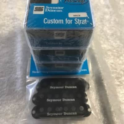 Seymour Duncan Custom Staggered Strat Black Set SSL-5 Calibrated Single Coil Set ( BLACK COVERS ) image 2