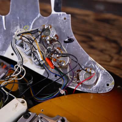 Fender Elite Stratocaster with Maple Fretboard 1983 - Brown Sunburst image 17