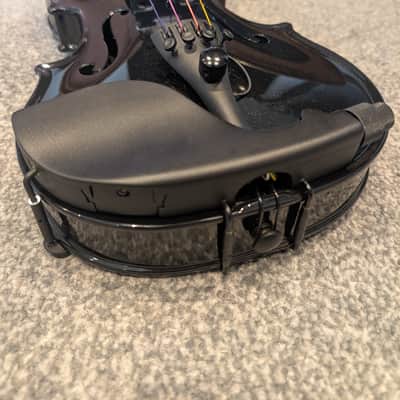 Glasser GCC-V4/4 2023 Violin (Black), Glasser Bow, Eastman Hard Case and Accessories image 4
