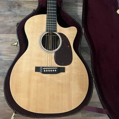 Martin GPCPA4R 2016 - Gloss image 1