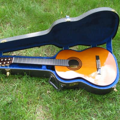 Yamaha G245S Classical Guitar - Upgraded in 2008 - w/OHSC image 3