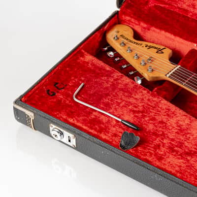 USED 1971 Fender Stratocaster with Rosewood Fretboard - Sunburst image 25
