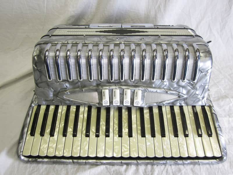 Alberto Morbidoni Castelfidardo Dega Silver 41-Treble 120-Bass 17