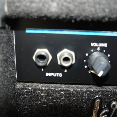 Fender Rad Bass Amp from early 90s image 3