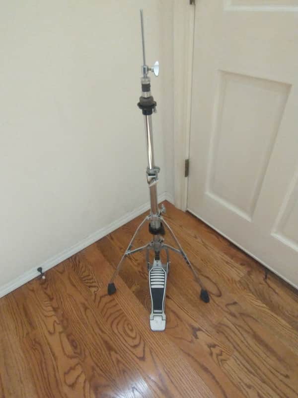 Yamaha Single braced hi hat stand with swivel foot pedal and original clutch - excellent! image 1