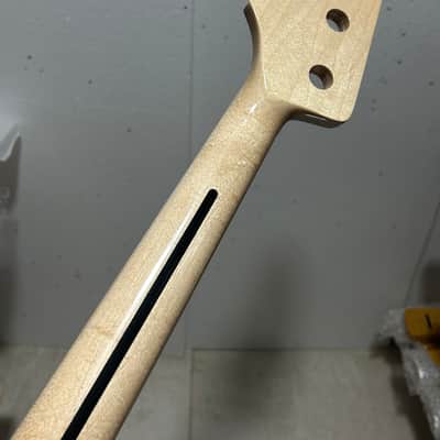 21 fret 34" gloss Maple J BASS guitar neck part Maple Fretboard Block Inlay image 5