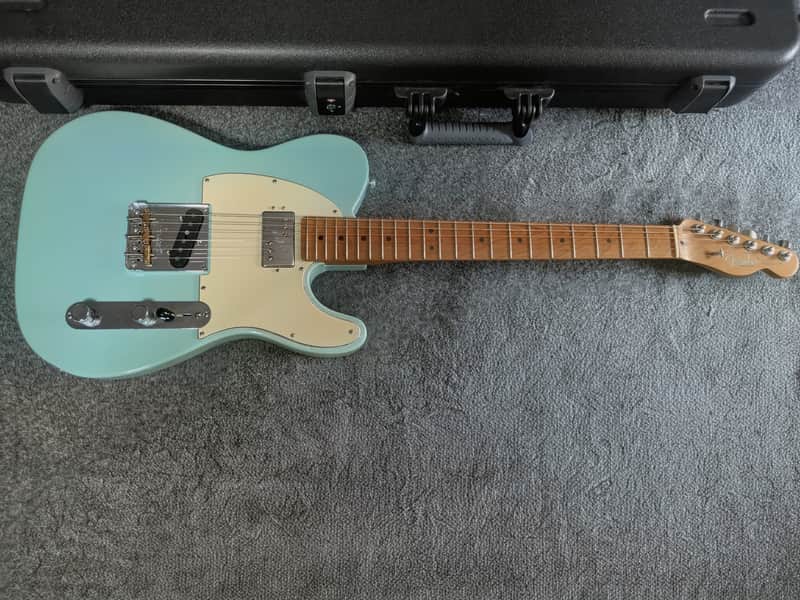 Fender FSR / Limited Edition American Pro Telecaster / Roasted Maple Neck / Daphne Blue