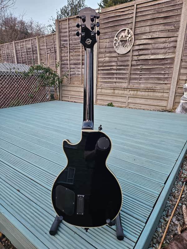 Epiphone Les Paul Custom Maple Fretboard EMG 81/85 Limited Edition