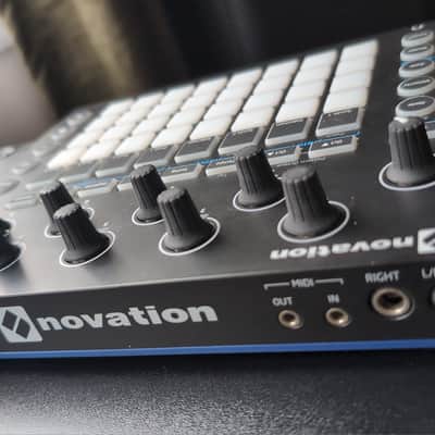Novation Circuit Groovebox with Decksaver and power adapter image 3
