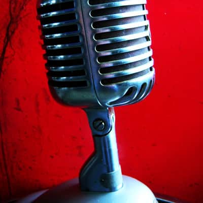 Vinatge 1940's Shure 55 dynamic microphone satin chrome w S-36 desk stand Elvis image 4