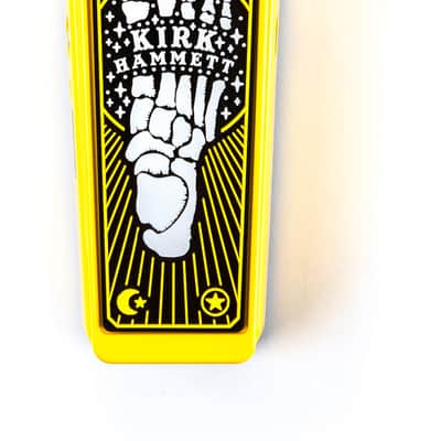 Dunlop KH95Y Kirk Hammett Signature Cry Baby Wah - Yellow image 2